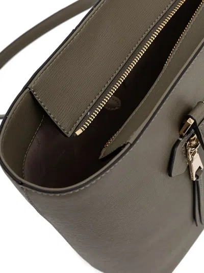 LOGO标牌中号托特包