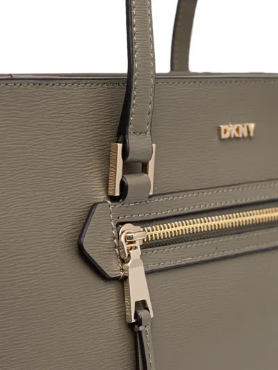 LOGO标牌中号托特包