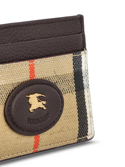 Burberry Textured Finish Cardholder Featuring Contrast Stitching In Brown