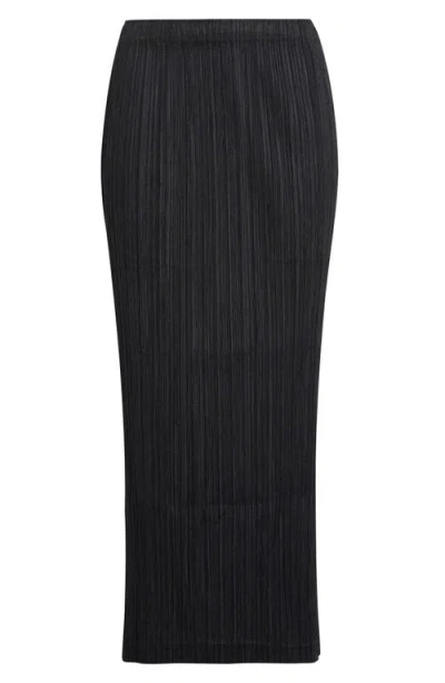Issey Miyake Midi Skirt Featuring Pleated Design In Black