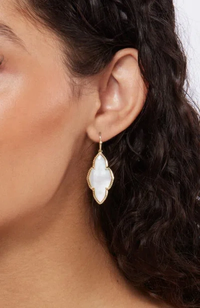 Kendra Scott Abbie Drop Earrings In Gold