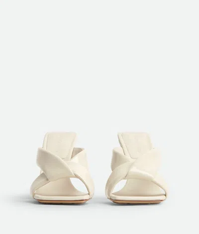 Bottega Veneta Pastel Yellow Leather Riva Mules In Metallic