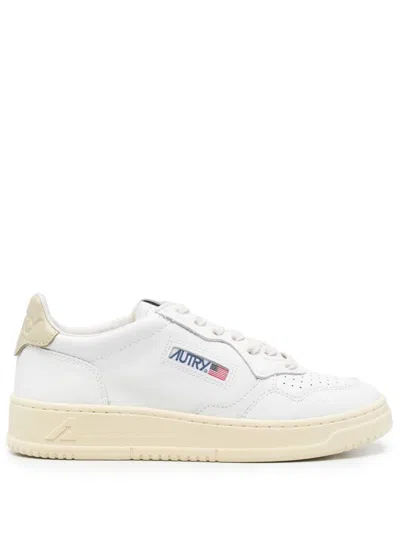 Autry Sneakers Medalist Low In Pelle Bianca E Tidal Foam In White