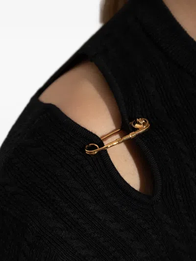 镂空荷叶边毛衣