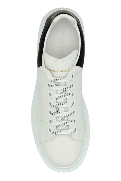 Alexander Mcqueen White And Black Low-top Sneakers With Chunky Sole And Contrasting Heel Tab In Leather Man In White