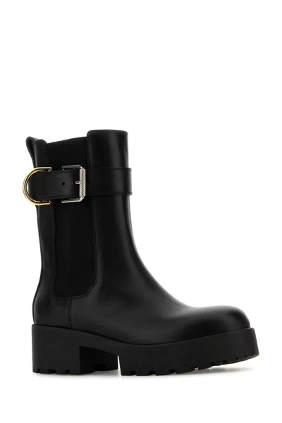 Givenchy Voyou Black Leather Ankle Chelsea Boot In Black