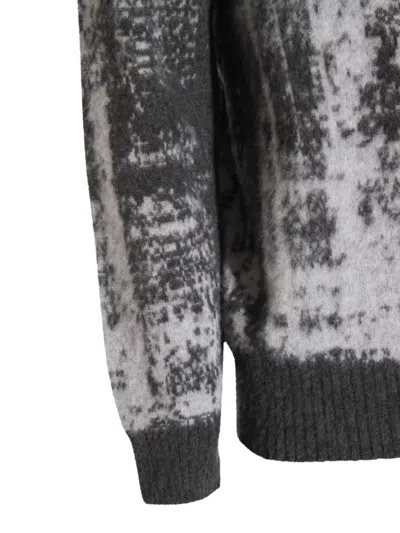 Piacenza Cashmere Roll-neck Abstract-motif Sweater In Gray