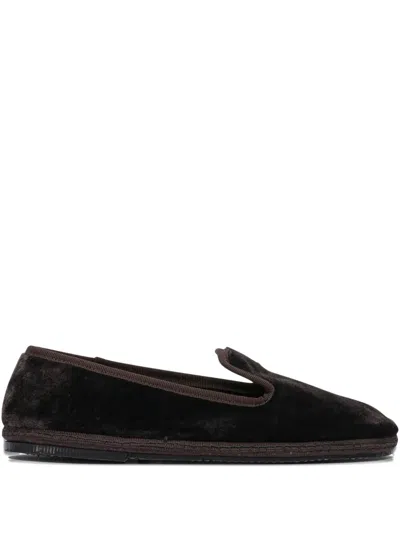 Sentier Velvety Minimalist Slippers With Refined Trim In Black