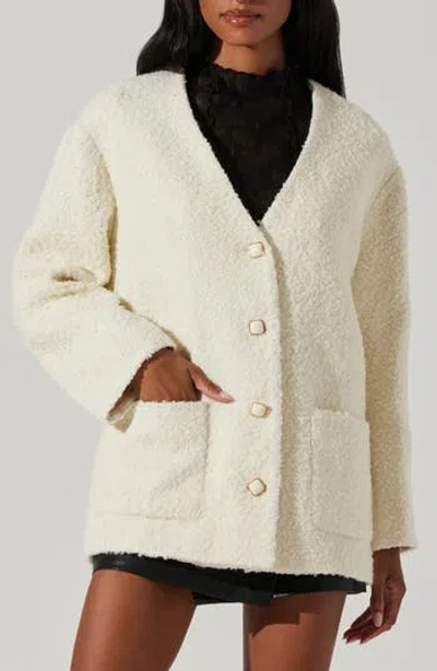 Astr The Label Maidy Wool Blend Bouclé Knit Coat In White