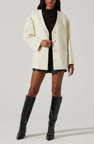 Astr The Label Maidy Wool Blend Bouclé Knit Coat In White
