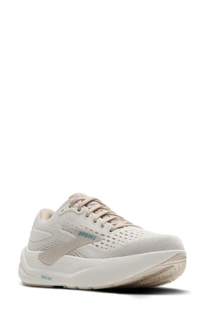 Brooks Ghost Max 3 Running Shoe In Neutral