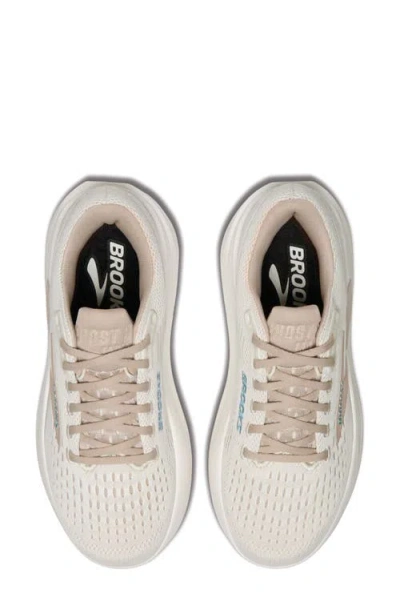 Brooks Ghost Max 3 Running Shoe In Neutral