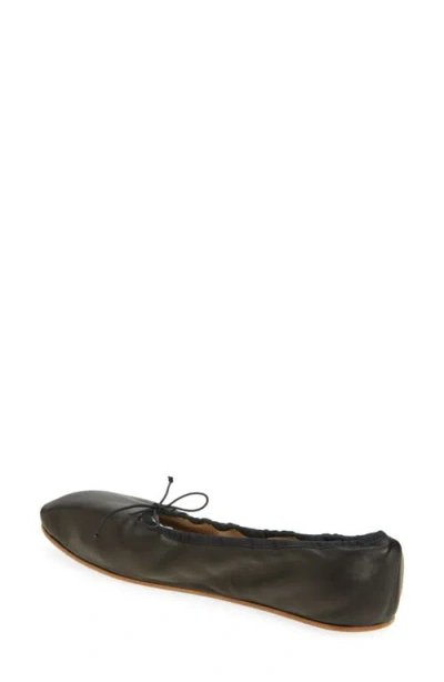 The Row 10mm Hereditas Leather Ballerina Flats In Black