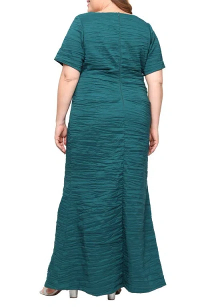 Alex Evenings Plus Size Long Crinkle Stretch Taffeta Dress In Green