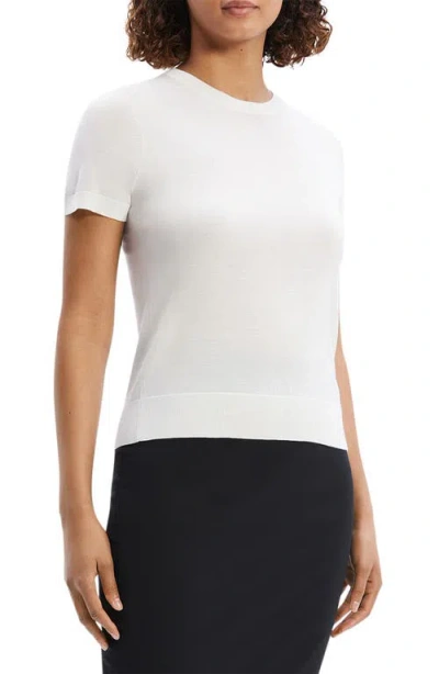 Theory Short-sleeve Sweater In Regal Wool In White