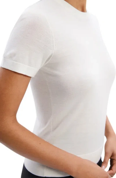 Theory Short-sleeve Sweater In Regal Wool In White