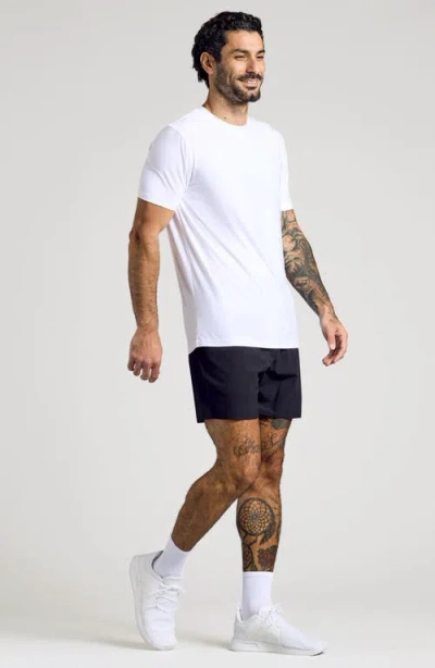 True Classic Active Trim Fit Performance T-shirt In White