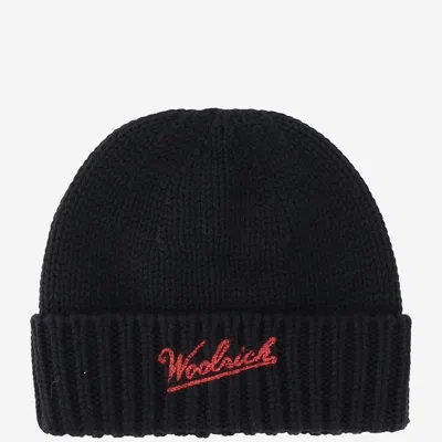 Woolrich Wool Beanie With Logo In Black