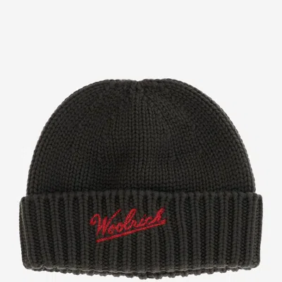 Woolrich Wool Beanie With Logo In Black