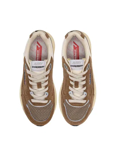 Autry Hyperway Man Sneakers In Brown
