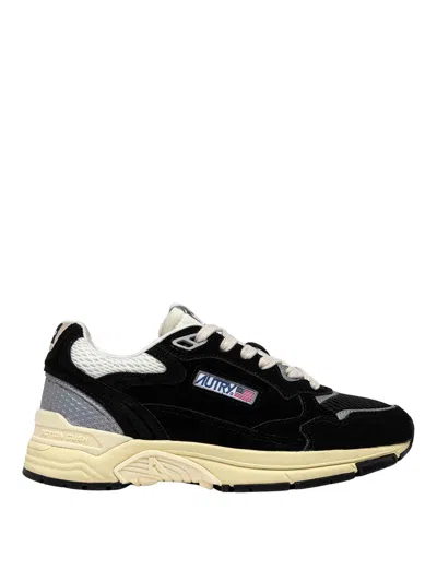 Autry Black Suede And Mesh Sneakers With Cream Cushioned Sole In Black