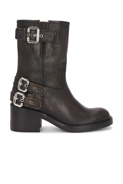 Chloé Dakota Brushed Leather Ankle Boots In Black