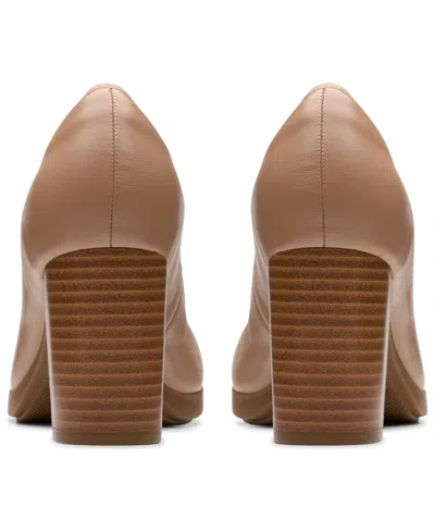 Clarks Bayla Carly In Neutral