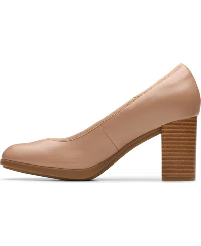 Clarks Bayla Carly In Neutral