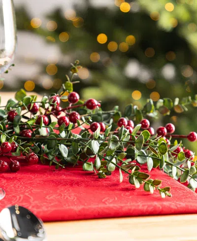 Glitzhome 6 Ft Polyethylene Christmas Dripping Eucalyptus Garlands With Berries, Set Of 2 In Multi