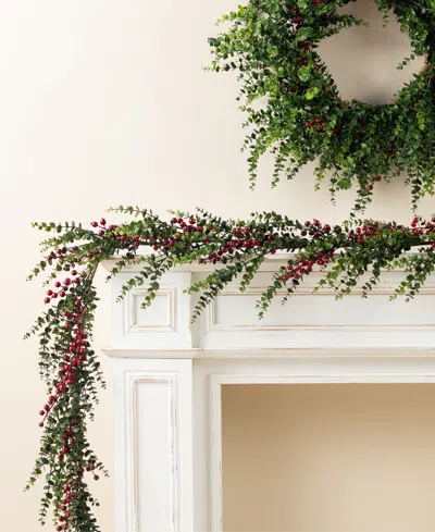 Glitzhome 6 Ft Polyethylene Christmas Dripping Eucalyptus Garlands With Berries, Set Of 2 In Multi