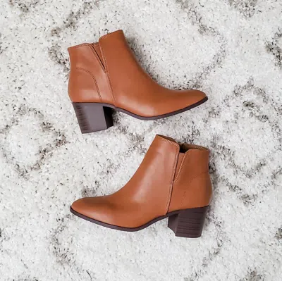 Qupid Women's Block Heel Booties In Camel In Brown