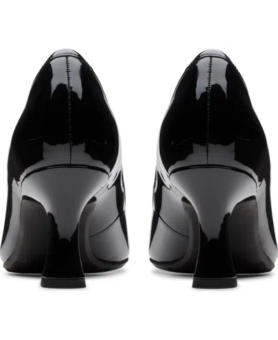 Clarks Kataleyna West In Black