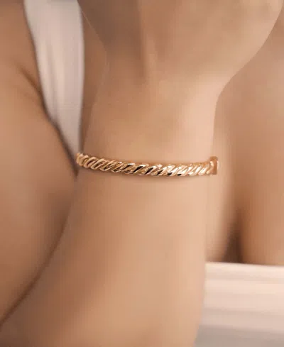 Ettika Twisted Stacking Bangle Bracelet In Gold