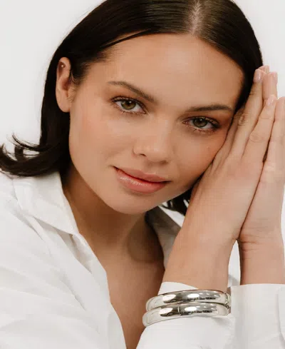 Ettika Simple Single Stack Bangle In Silver