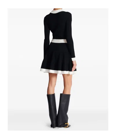 Balmain Long Sleeves V-neck Flare Knit Dress In Black