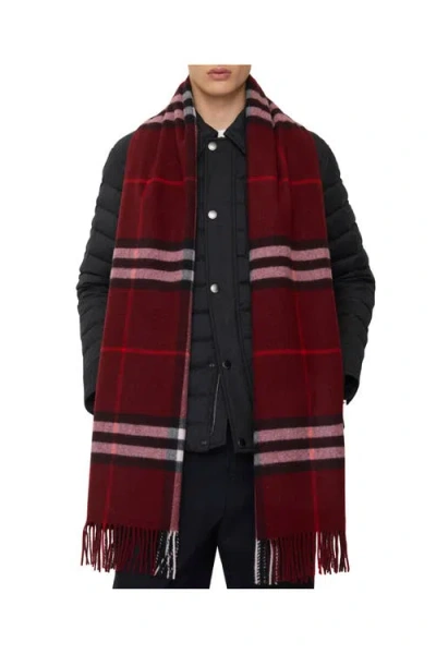 Burberry Wide Check Cashmere Scarf In Burgundy