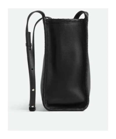 Bottega Veneta Corriere Messenger In Black