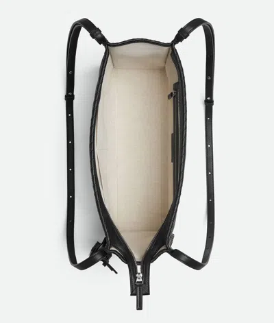 Bottega Veneta Corriere Messenger In Black