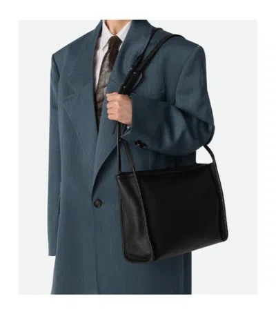 Bottega Veneta Corriere Messenger In Black