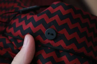 Pre-owned Dolce & Gabbana Black Red Zigzag Pattern Casual Men's Shirt ()