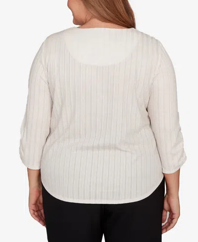 Alfred Dunner Women's Classic Holiday Stockings Print Gathered Sleeve Top In Neutral