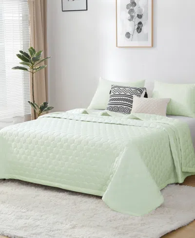 St. James Home Mini Honeycomb Down Alternative Blanket Set, King In Green