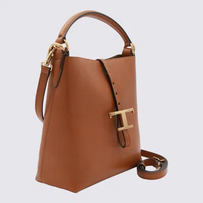 Tod's Brown Textured Leather Bucket Bag With Adjustable Strap And Gold-tone Logo In Brown