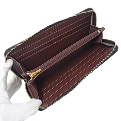 Pre-owned Chanel Black Grained Calfskin Long Wallet (bi-fold) ()