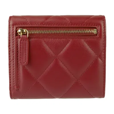 Pre-owned Chanel Bordeaux Leather Wallet (tri-fold) () In Burgundy