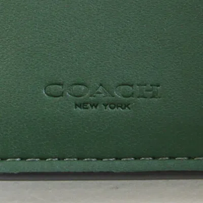 Pre-owned Coach Green Leather Wallet (tri-fold) ()