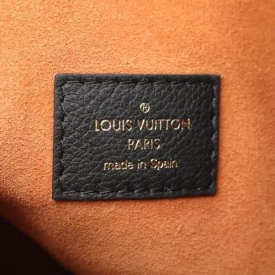 Pre-owned Louis Vuitton Black Leather Shoulder Bag ()
