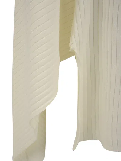 Akep Dresses Cream In White