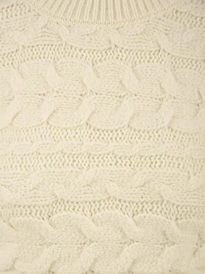 Akep Sweaters Cream In Gold