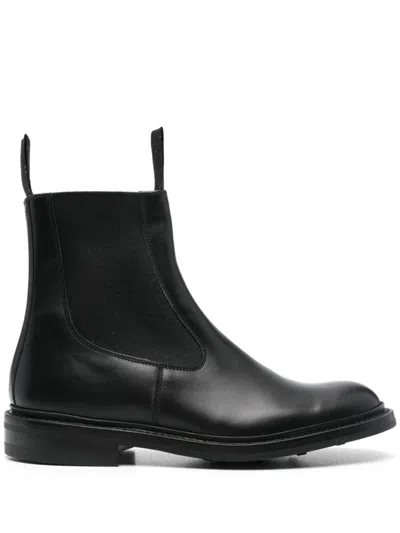 Tricker's Stephen Beatles Low Dainite Sole Shoes In Black